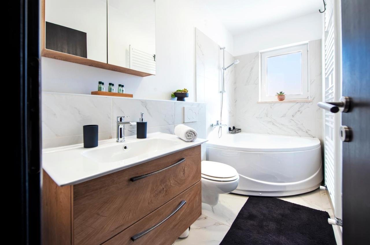 Apartment Miral Rovinjsko Selo Εξωτερικό φωτογραφία
